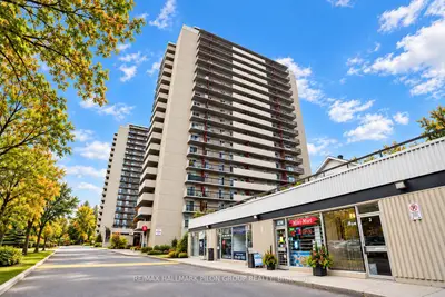 158b Mcarthur Avenue 904, Vanier And Kingsview Park, On K1l 8c9