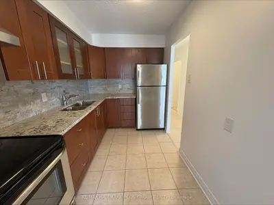 158b Mcarthur Avenue 904, Vanier And Kingsview Park, On K1l 8c9