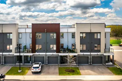 115 Shoreview Place 9, Hamilton, On L8e 0k4