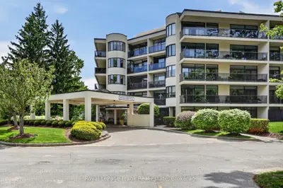 1818 Cherryhill Road 502, Peterborough, On K9k 1s6