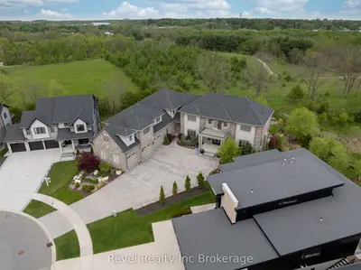 241 Tamarack Boulevard, Woodstock, On N4s 0e4