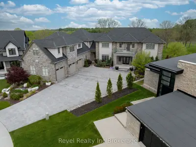 241 Tamarack Boulevard, Woodstock, On N4s 0e4