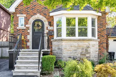 208 Cline Avenue N, Hamilton, On L8s 3z9