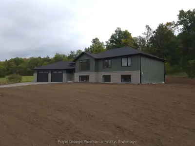 1295 Victoria Road, Prince Edward County, On K0k 1a0