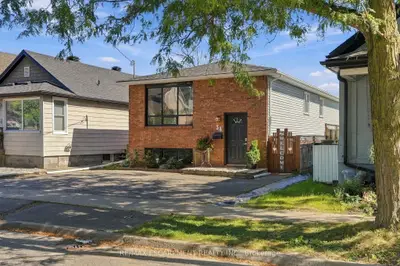 34 GRANTHAM Avenue S, St. Catharines, ON L2P 3B4