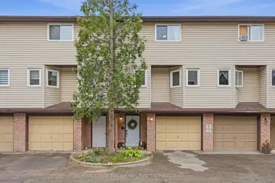 22 Bond Street N D, Brantford, On N3r 4g5