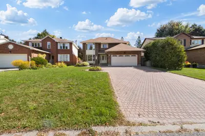 67 Holitman Drive, Barrhaven, On K2j 2s5
