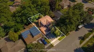 586 Grand View Avenue, London South, On N6k 3g5