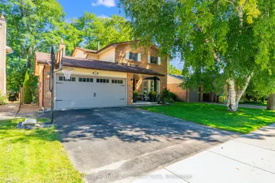 586 Grand View Avenue, London South, On N6k 3g5