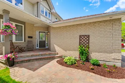 116 SPRINGCREEK Crescent, Kanata, ON K2M 2K8