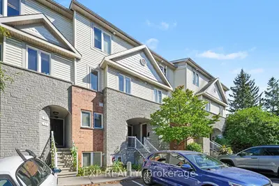 93 Strathaven Private, Cyrville - Carson Grove - Pineview, On K1j 1k7