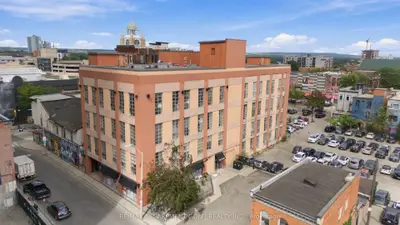 11 Rebecca Street 105, Hamilton, On L8r 3h7