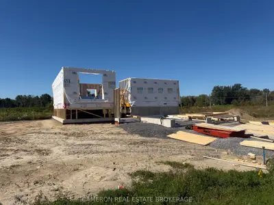 1692 Woodward Court, Cornwall, On K6j 5m1