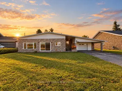 123 Albany Place, Greenstone, On P0t 2a0