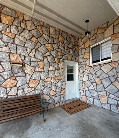 123 Albany Place, Greenstone, On P0t 2a0