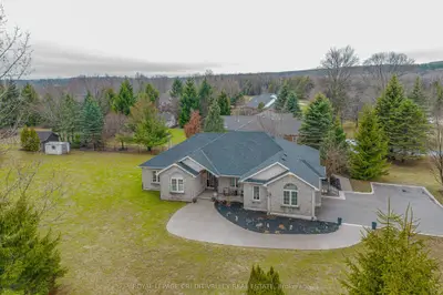 48 Rayburn Meadows Road, East Garafraxa, On L9w 7e7