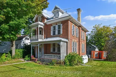 122 CLARENCE Street, Lanark Highlands, ON K0G 1K0