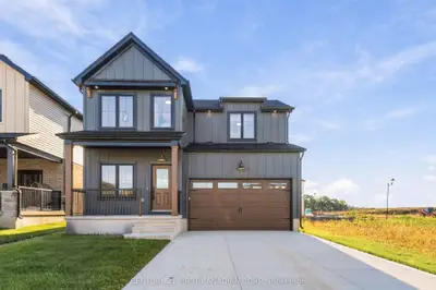 30 Sheldabren Street, North Middlesex, On N0m 1a0