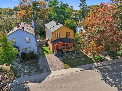 38 Rockcliffe Way, New Edinburgh - Lindenlea, On K1m 1b5