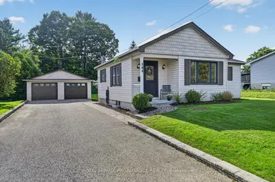 304 OXFORD Avenue, Brockville, ON K6V 3E2