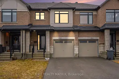656 Putney Crescent, Stittsville - Munster - Richmond, On K2s 2n7