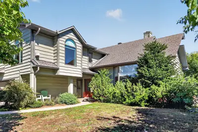 9 Foxrun Lane, Hunt Club - Windsor Park Village And Area, On K1v 9w4
