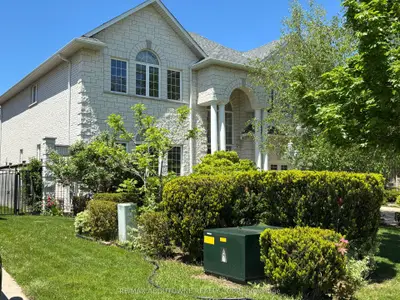6 Fourseasons Drive, Hamilton, On L8e 5y5