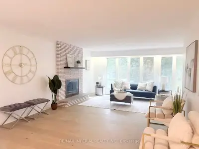 4 PYRAMID Place, St. Catharines, ON L2T 2N7