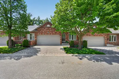 43 Capulet Walk 46, London North, On N6h 5v5