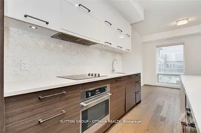 428 Sparks Street 306, Ottawa Centre, On K1r 0b3