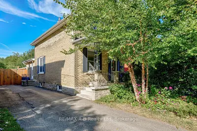 54 Mcnab Street S, Stratford, On N5a 1z2