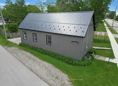 22933 Hagerty Road, Newbury, On N0l 1z0