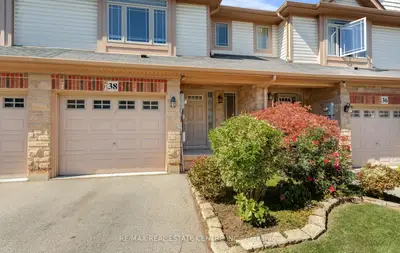 8 Hemlock Way 38, Grimsby, On L3m 0b5