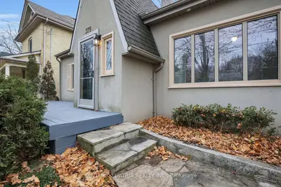 379 Grosvenor Street, London East, On N6a 1z2