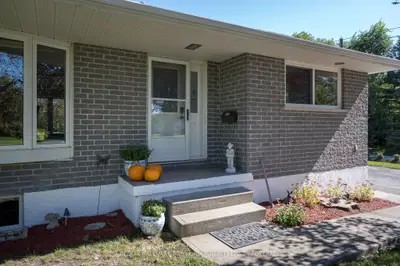 487 Coronation Boulevard, Kingston, On K7m 5r1