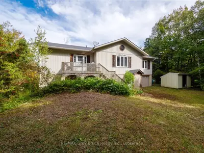 146 Mckague Road, Northern Bruce Peninsula, On N0h 1w0