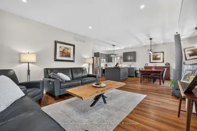 11 BRAESIDE Crescent, Huntsville, ON P1H 0C5