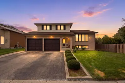 93 Old Chicopee Drive, Kitchener, On N2a 3r7