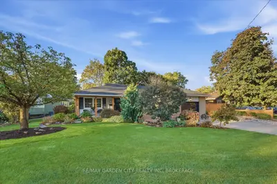 98 Village Road, St. Catharines, On L2t 3c1