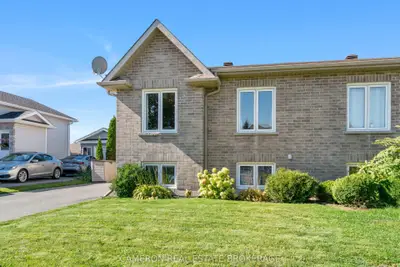 55 Forestdale Crescent, Cornwall, On K6k 0a5