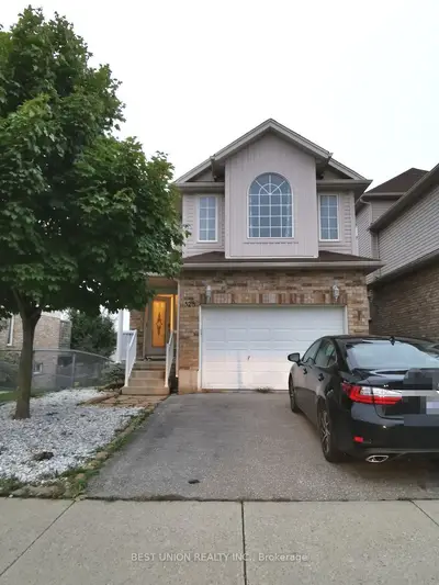 528 Activa Avenue, Kitchener, On N2e 4c2