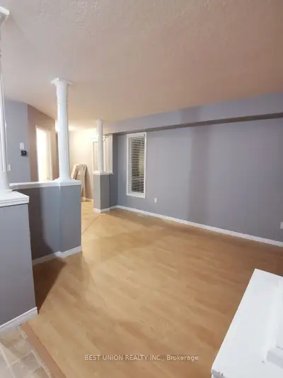 528 Activa Avenue, Kitchener, On N2e 4c2