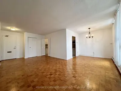 35 Towering Heights Boulevard 809, St. Catharines, On L2t 3g9