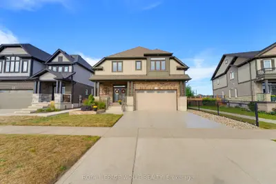 51 Netherwood Road, Kitchener, On N2p 0b7