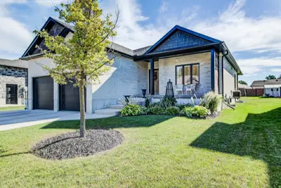 24 Gilmer Crescent, North Perth, On N4w 0h2