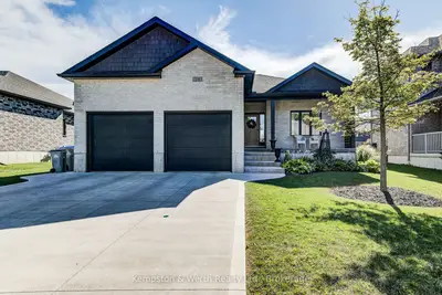24 Gilmer Crescent, North Perth, On N4w 0h2