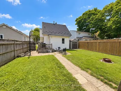 404 Russell Street S, Sarnia, On N7t 3m7