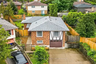 10 Krafty Court, Hamilton, On L9c 6r7