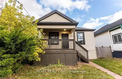 222 Kensington Avenue N, Hamilton, On L8l 7n7