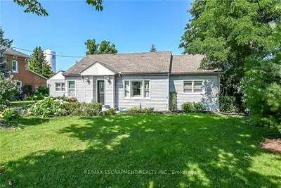 8 Victoria Street, Haldimand, On N0a 1h0